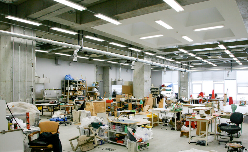ミクストメディア工房［2号館 301］